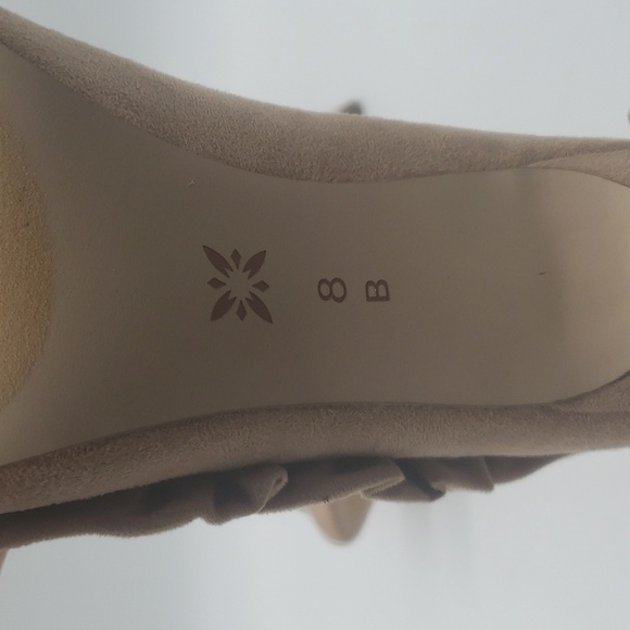 1456- BCBGeneration Women's Heel Shoes Size 8 B - Picture 13 of 13